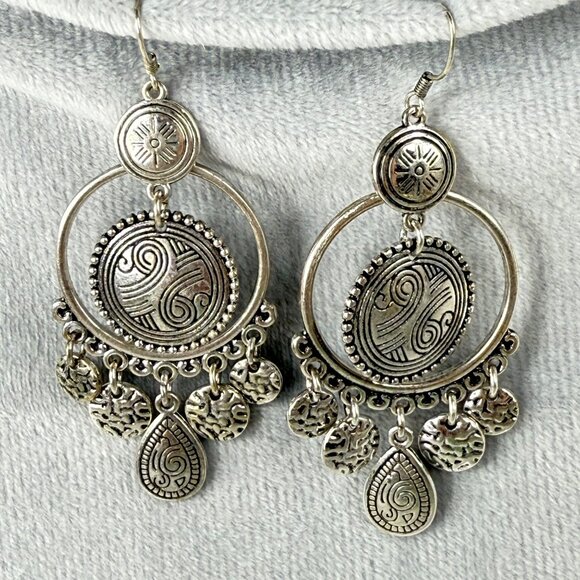 Boho Style Silver-Tone Chandelier Earrings Tribal Engraved Discs Teardrop Charms - Picture 3 of 16